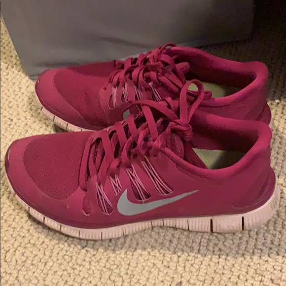 Nike Running shoes - Picture 2 of 3